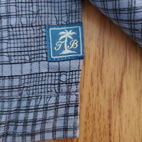 Tommy Bahama Shirt Men's M 100% Silk Blue Button Up Camp Shirt Hawaiian Pockets - Picture 5 of 11